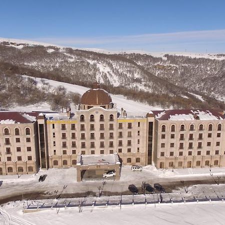 Golden Palace Hotel Resort & Spa Gl Цахкадзор Экстерьер фото